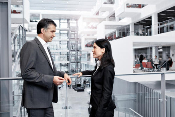 挑選小語種翻譯服務(wù)的時(shí)候，應(yīng)該關(guān)注這三點(diǎn)(圖1)