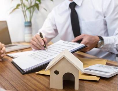 同傳翻譯員需具備什么能力？同聲傳譯哪個(gè)翻譯(圖1)